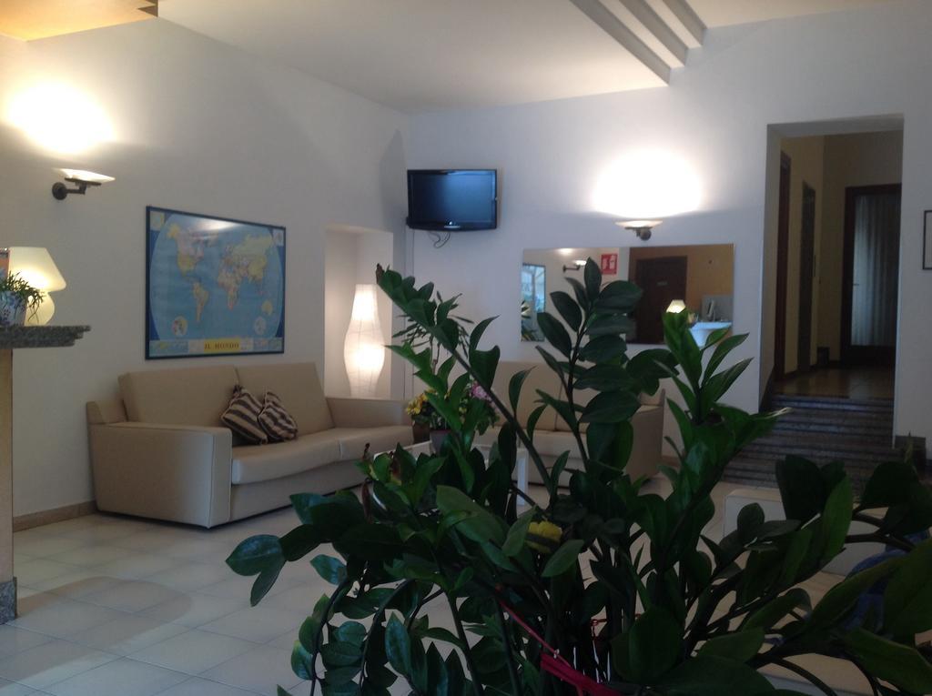 Hotel Smeraldo Brenzone sul Garda Ngoại thất bức ảnh